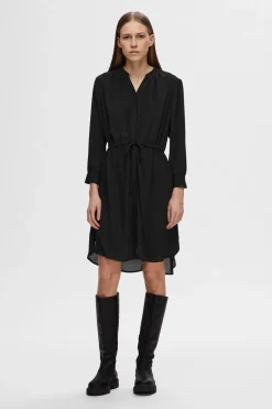 Selected Vestido camisero de manga larga confeccionado con materiales reciclados. Negro Sale