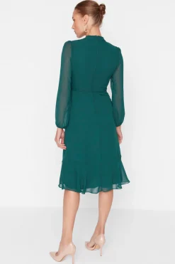 Trendyol Vestido con cuello alto y forro verde