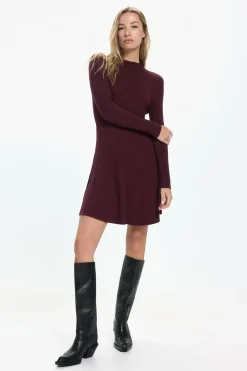 Vero Moda Vestido corto de punto Morado Discount