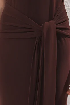 Trendyol Vestido maxi ajustado marr&oacute;n New