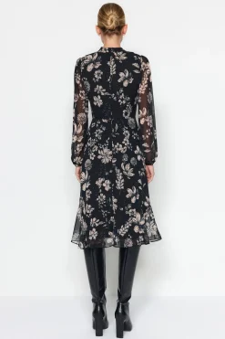 Trendyol Vestido midi chal negro