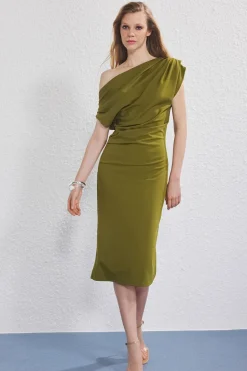 Trendyol Vestido midi fruncido verde Online