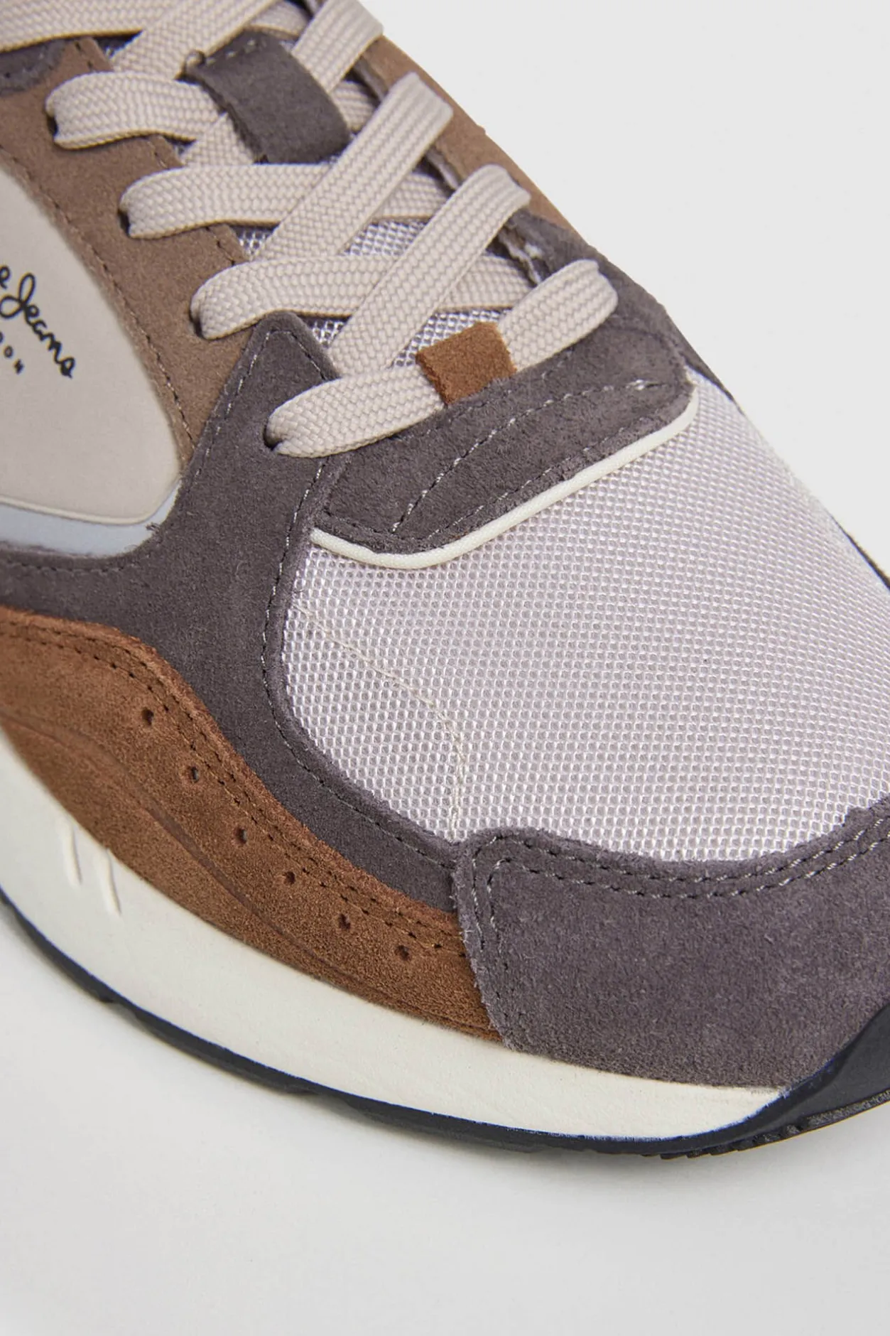 Pepe Jeans Zapatillas Con Detalles En Ante gris Online